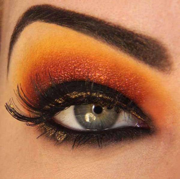 Очи ала Черната вдовица, Снимка: geekologie.com