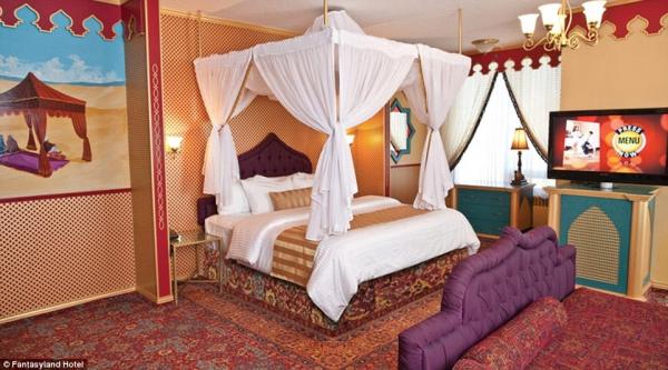 Снимка: Fantasyland Hotel