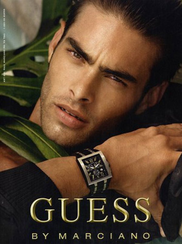 Джон КортаяренаСнимка: Guess by Marciano28-годишният Джон е роден в гр.Билбао, Испания и е спечелил 290 хиляди щатски долара през 2013-та, което му отрежда 9 място в класацията. Той има  подписани договори с Guess, H&M, Hudson Jeans и Карл Лагерфелд.