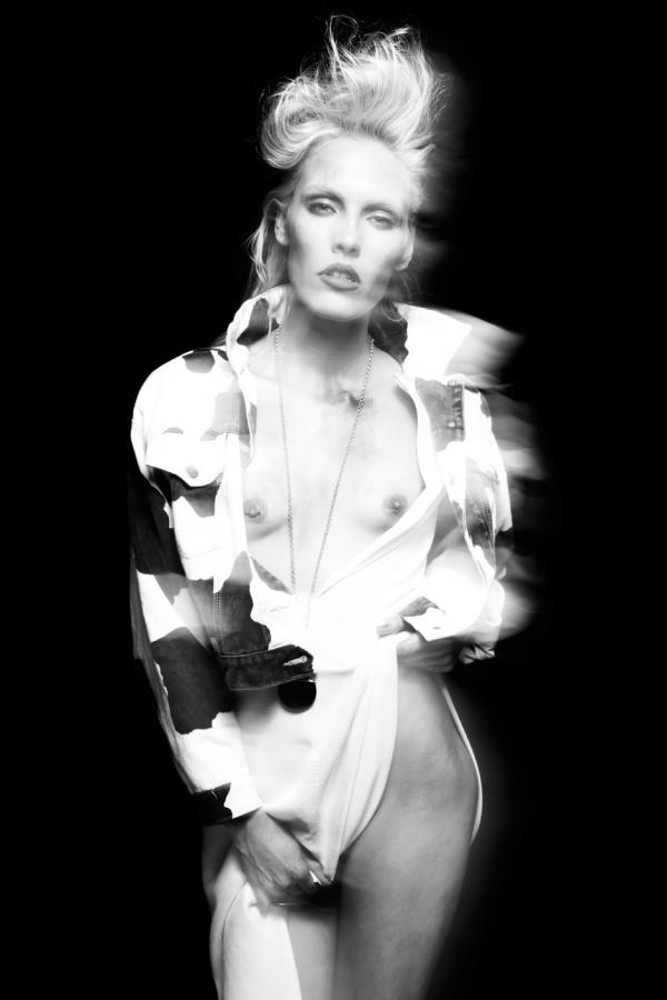 Снимка: WOMAN
