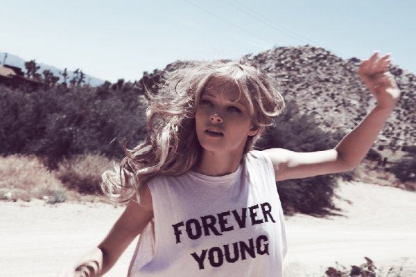 Снимка: Wildfox