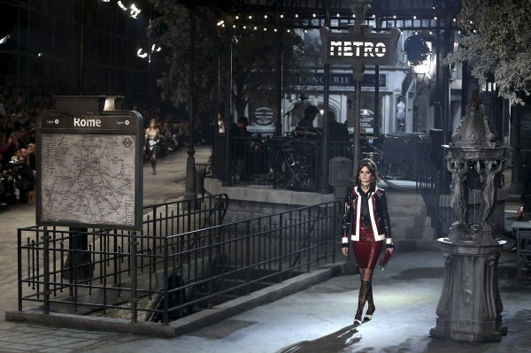 Метростанция Chanel, 2015 година; Снимка: Reuters