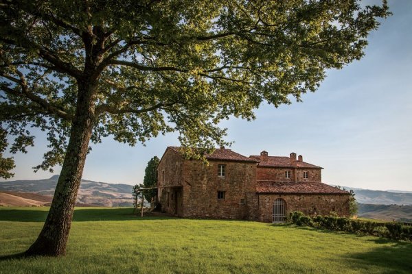 Ферма от 18-ти век, превърната в къщата за гости "Cocceto"; Снимка: architecturaldigest.com