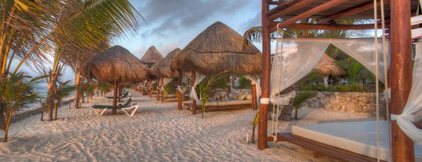 Снимка: hiddenbeachresort.com