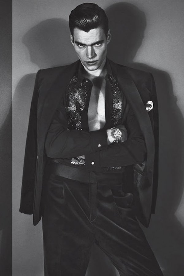 Снимка: Versace's Fall 2012 campaign