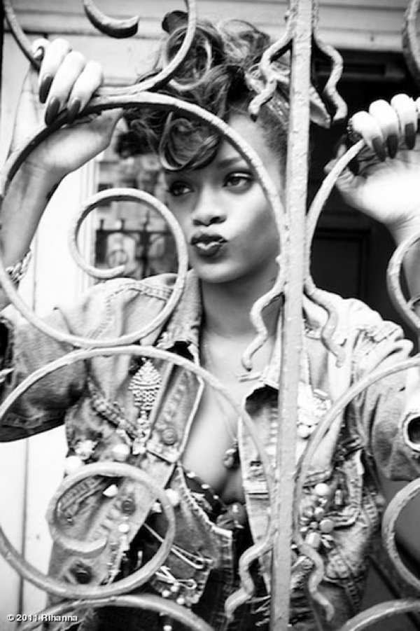 Снимка: Rihanna 2011