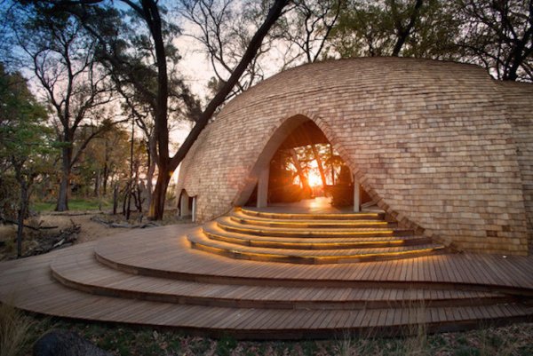 Снимка: Sandibe Okavango Safari Lodge