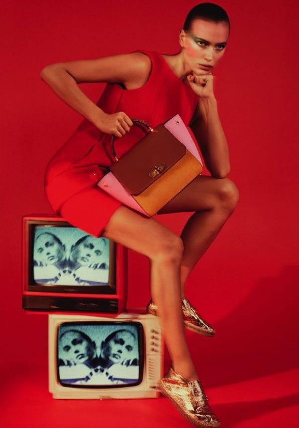 Снимка: Bally