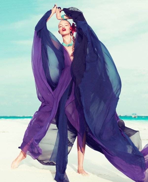 Снимки: Harper's Bazaar