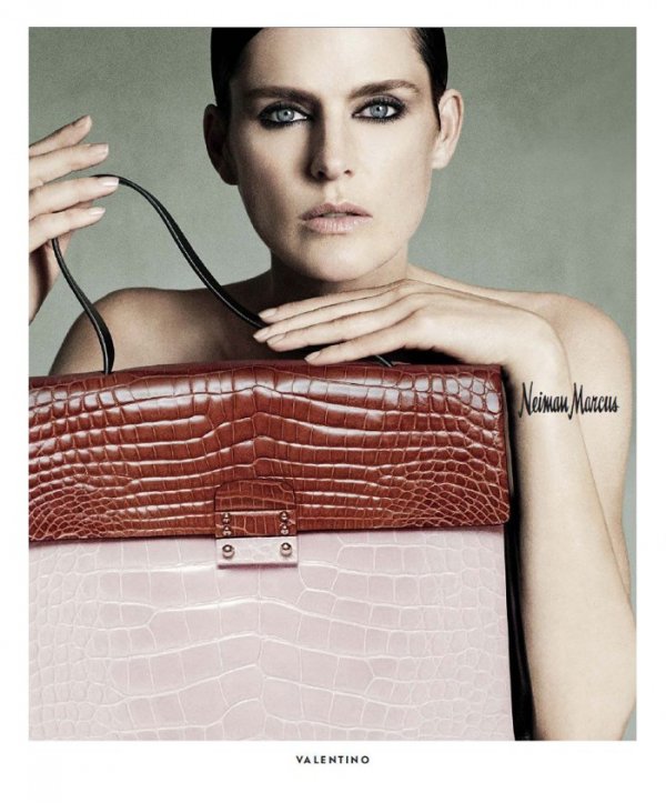 Снимка: Neiman Marcus