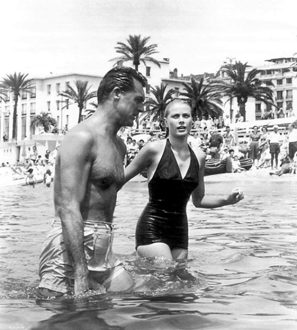 Грейс Кели през 1955 г. в Кан. Снимка: Allpix Press / East News