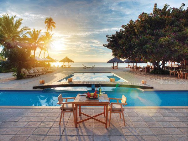 desroches-island.com