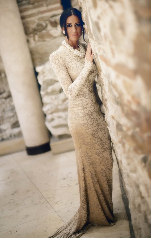 Ели Манолкова, Снимка: reginaatelier.com