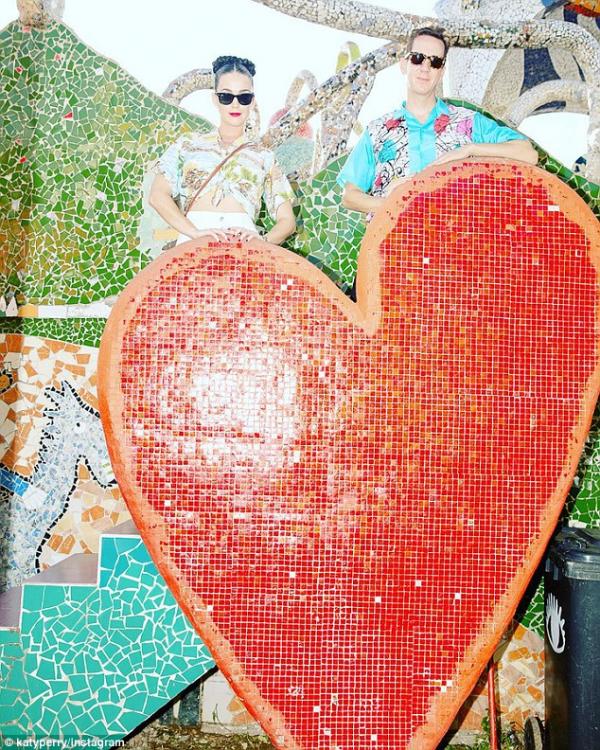 Снимка; Instagram
