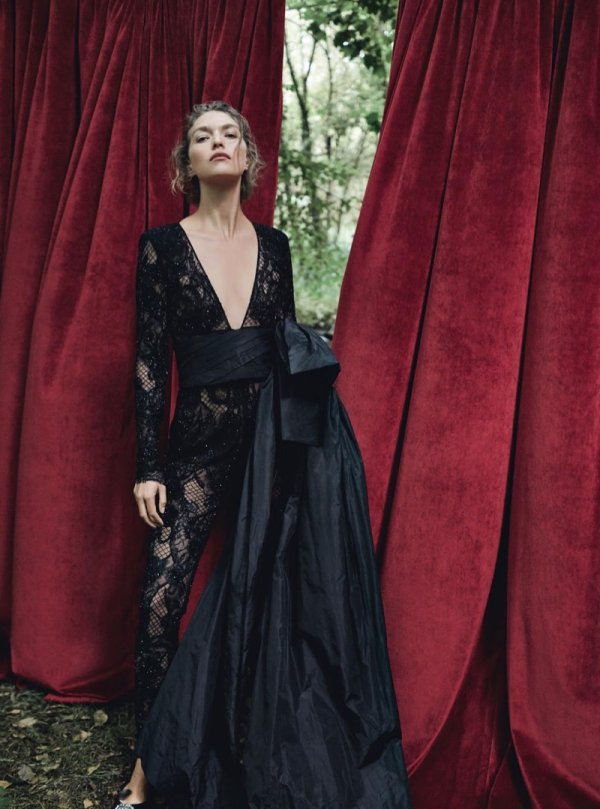 Снимка: Harper`s Bazaar