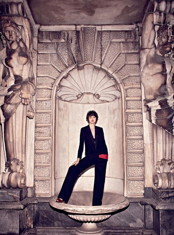 Снимки: Vogue