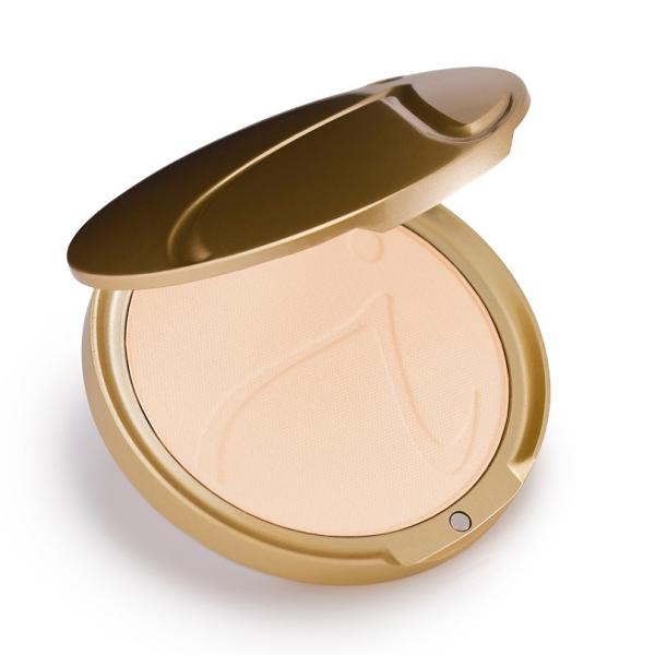 Завършваща пудра Pure Matte (Jane Iredale, 101 лв.)