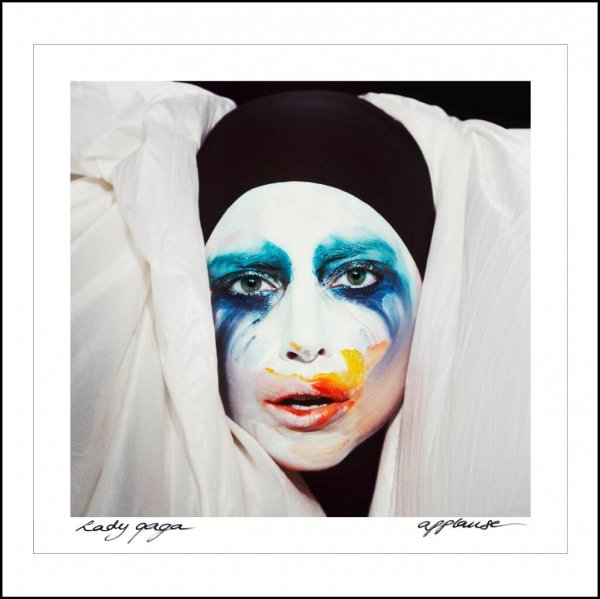 Снимка: Inez van Lamsweerde & Vinoodh Matadin/Applause