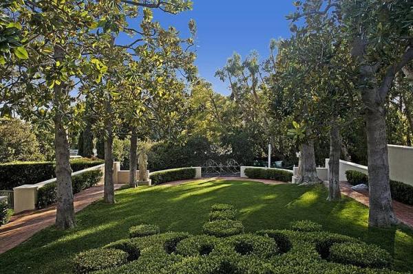  Снимка: Westside Estate Agency