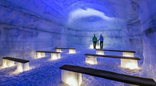 Снимка: Roman Gerasymenko/“Into the Glacier”