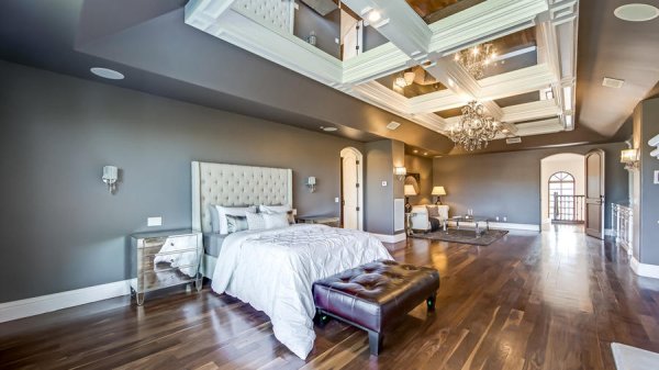 Снимка: belaircrestmansion.com