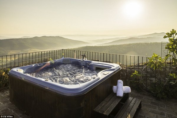 Borgo San Biagio, границата с Умбрия и Тоскана. Снимка: CV Villas
