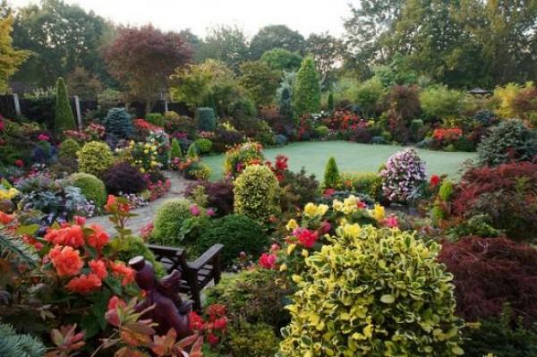 Снимка: Four Seasons Garden