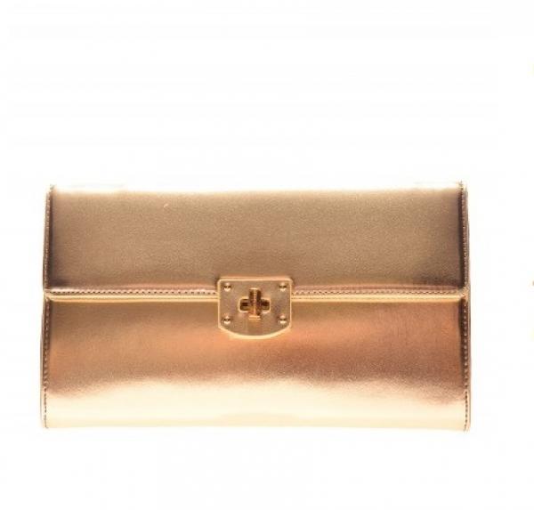 Златист клъч Miss Sixty от totallyerectedstore.com, 189 лв.