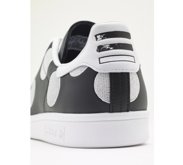 Снимка: Adidas Originals