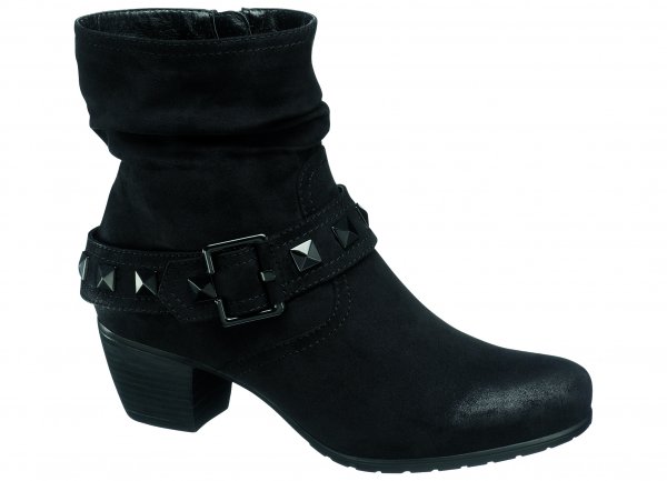 Уестърн... Снимка: Deichmann