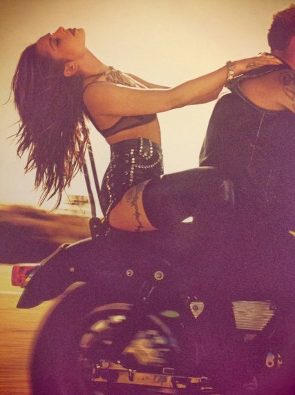 Снимка: Cheryl Cole 2014 Official Calendar
