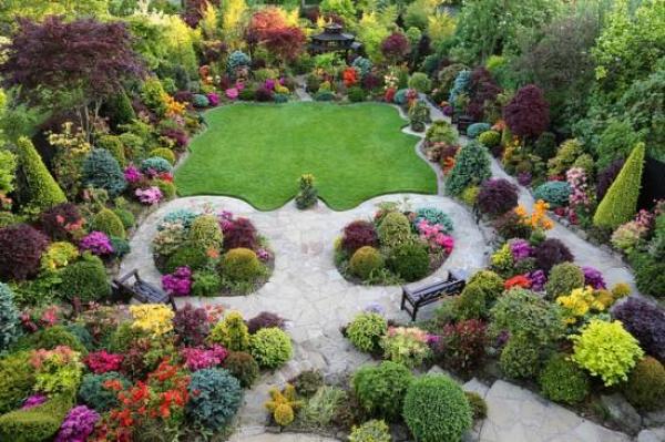 Снимка: Four Seasons Garden