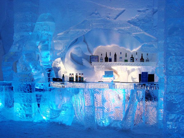 Hotel de Glacе – Квебек, КанадаСнимка: travelvivi.com