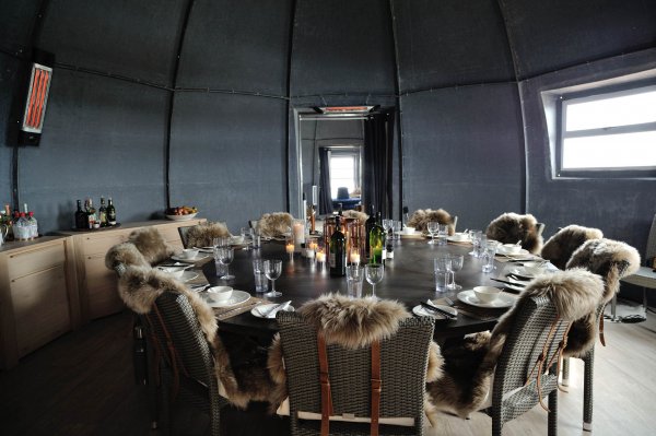 Снимки: white-desert.com