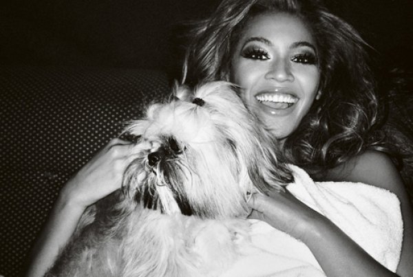 Снимка: сп. Love, Mario Testino