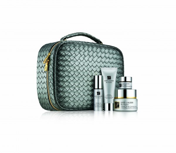 Re-Nutriv Ultimate Lifting Set 610 лв.Крем за лице 50 mlСерум за лице 15 mlКрем за очи 5 mlПочистващ лосион 50 ml