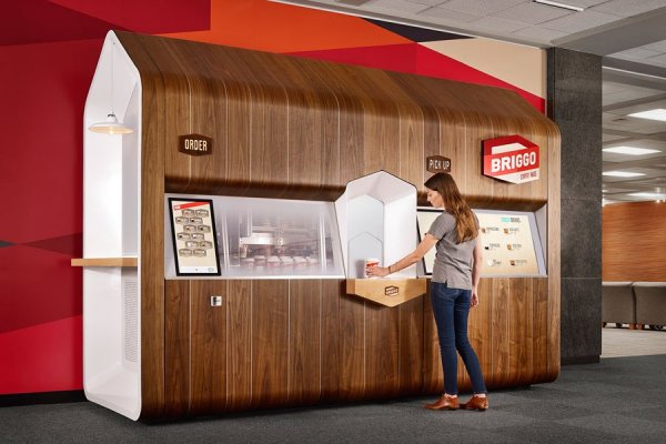 Снимка: architecturaldigest.comBrigoo Coffee Haus, Остин, ТексасТози автомат за кафе се намира в Университета на Тексас в Остин. Дизайнът му е създаден от фирмата „Fuseproject“. Автоматът е изработен от дървен фурнир с алуминиеви акценти и стъклен панел, който позволява на клиентите да виждат механизма на работа.