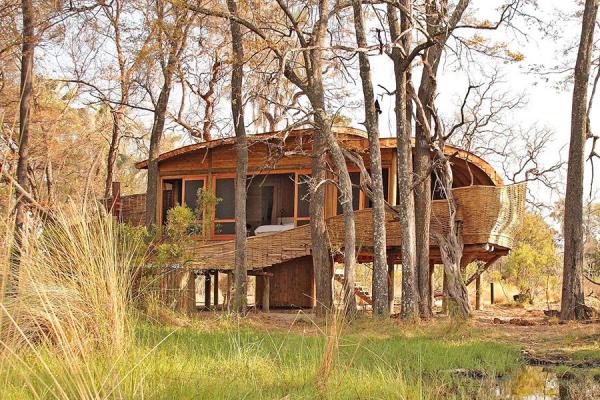 "Sandibe Okavango Safari Lodge" в Ботсвана; Снимка: architecturaldigest.com