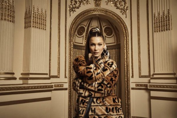 Снимка: Versace