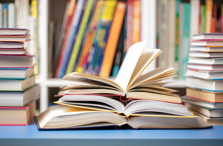 книги istock