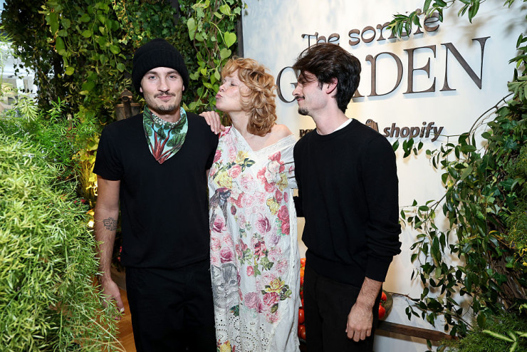 Памела Андерсън