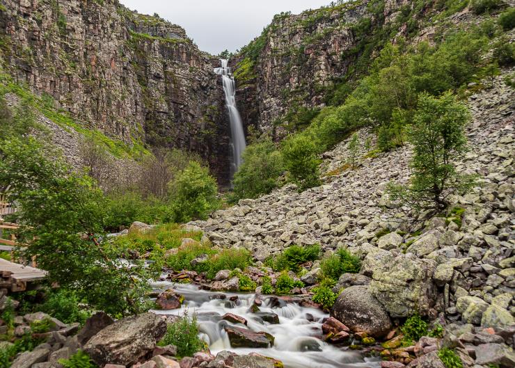 Водопад Njupesk&auml;rs