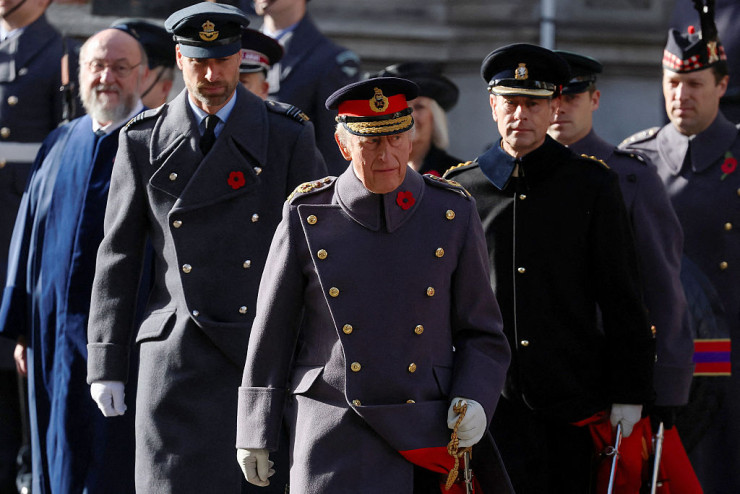 Чарлз, Уилям,